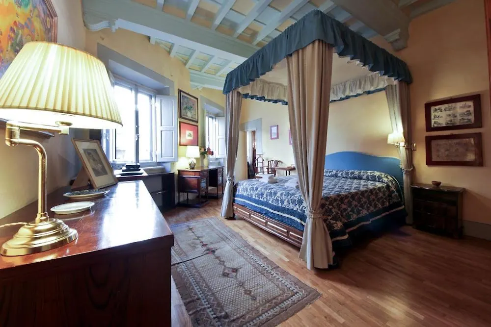 Apartments Florence - Classic Tornabuoni Italy